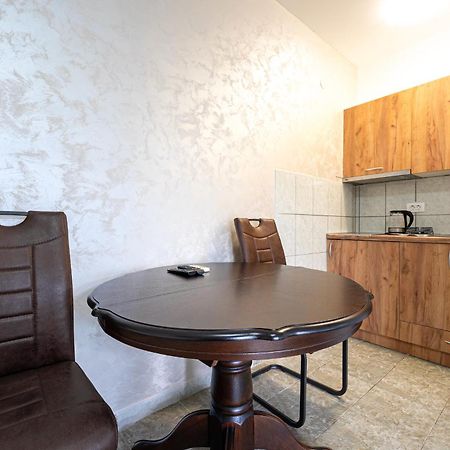 Apartments R&M ティヴァト エクステリア 写真